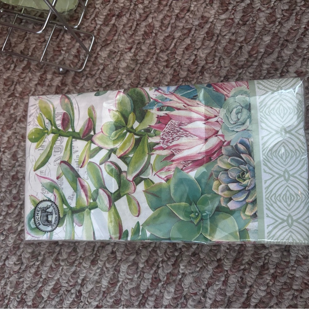 Michel Hand Soap & Matching Napkins - Picture 4 of 4
